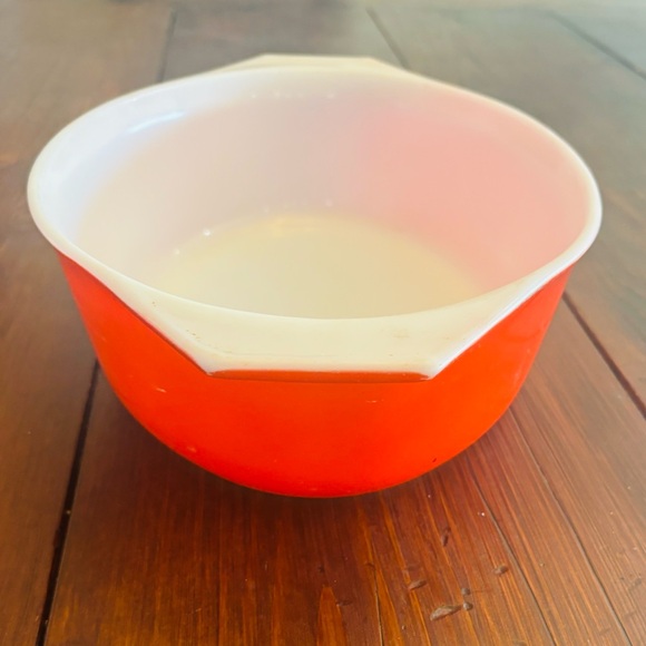 Vintage Pyrex Red Friendship 2 1/2 Quart Oval Casserole Dish Ovenware - Picture 5 of 10